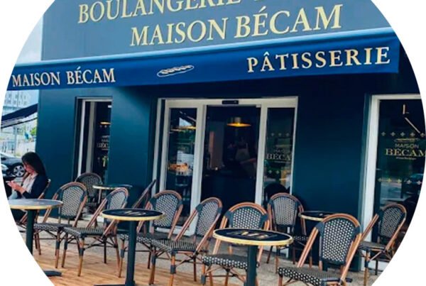 Je suis Séverine, Responsable de boutique depuis 14 ans, dont 2 ans chez Maison Bécam, qui est une boulangerie pâtisserie artisanale.